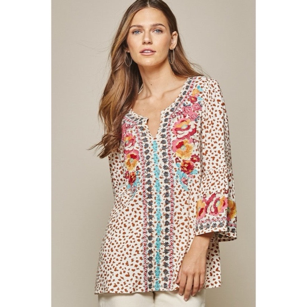 SAVANNA JANE Women's Floral Embroidered Bell Sleeve Tunic Top Size Medium Boho - Picture 4 of 9